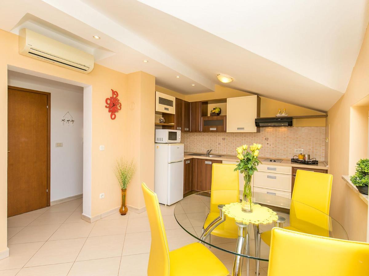 Apartment Labinjan Пореч Экстерьер фото